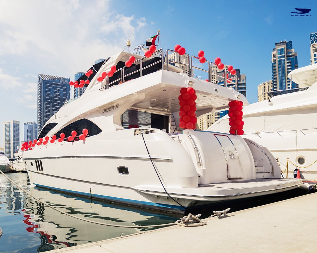 Spend Valentine's Day Aboard Yacht Rental Dubai