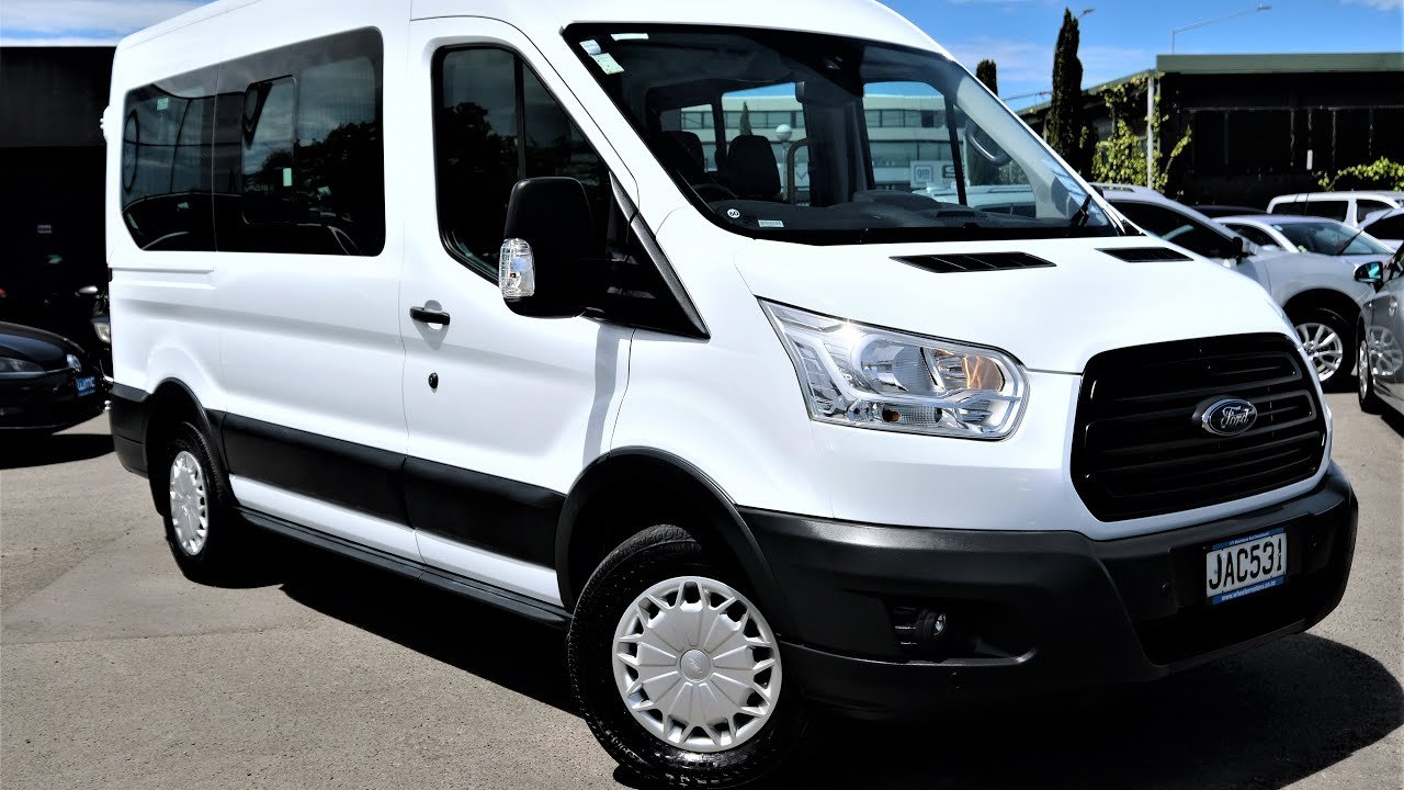 16 seater minibus