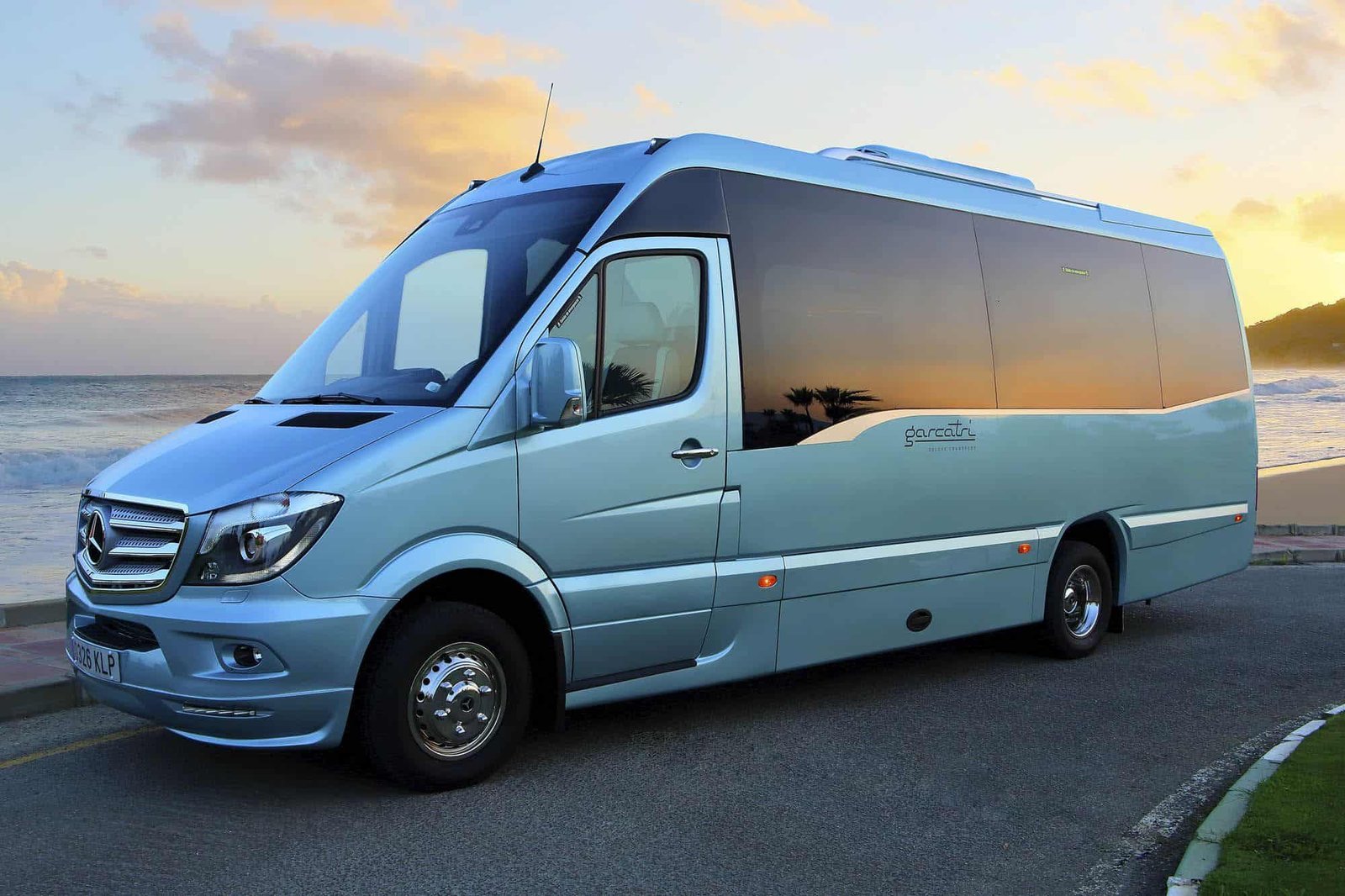 Minibus Companies Cardiff: Your Ultimate Guide to Group Travel