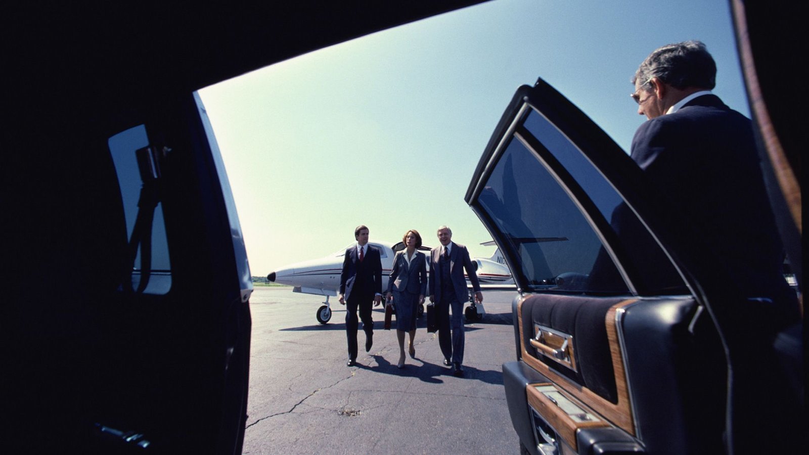 Luxury Travel Made Easy Exploring the Benefits of DFW Airport Limo Services